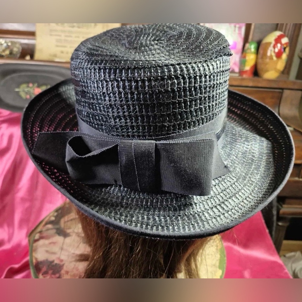 Vintage Fedora - Navy Blue Straw Bowler with Big Bow - Great Derby Hat!